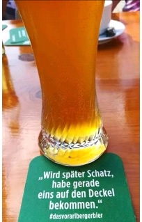 Einen auf den (Bier-)Deckel bekommen